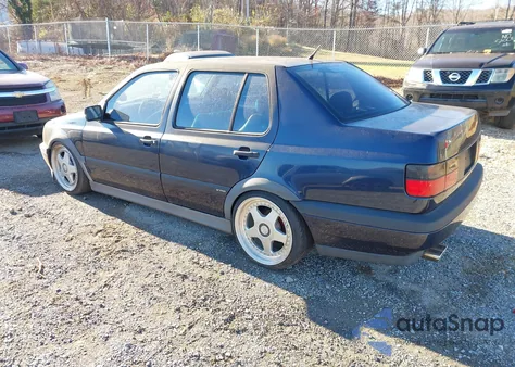 1997 Volkswagen Jetta Glx from USA, damaged, VIN 3VWTD81HXVM118059